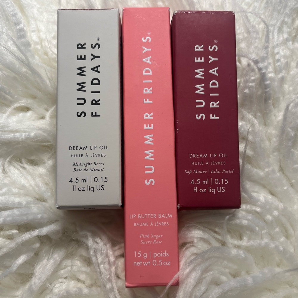 SUMMER FRIDAYS 🌷DREAM LIP OILS & LIP BALM (3)
Brand New